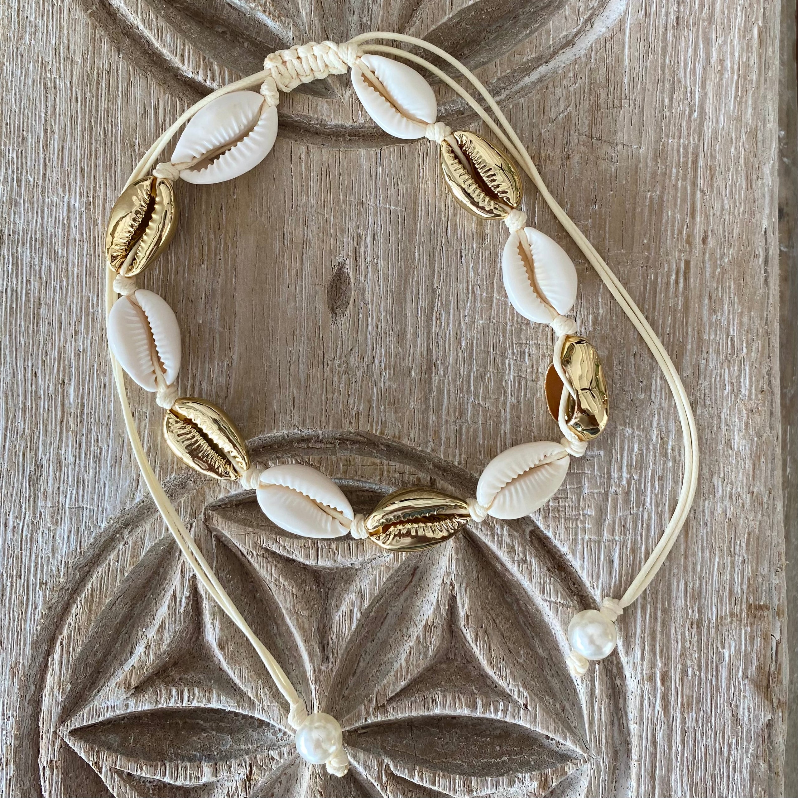 Gold puka deals shell bracelet